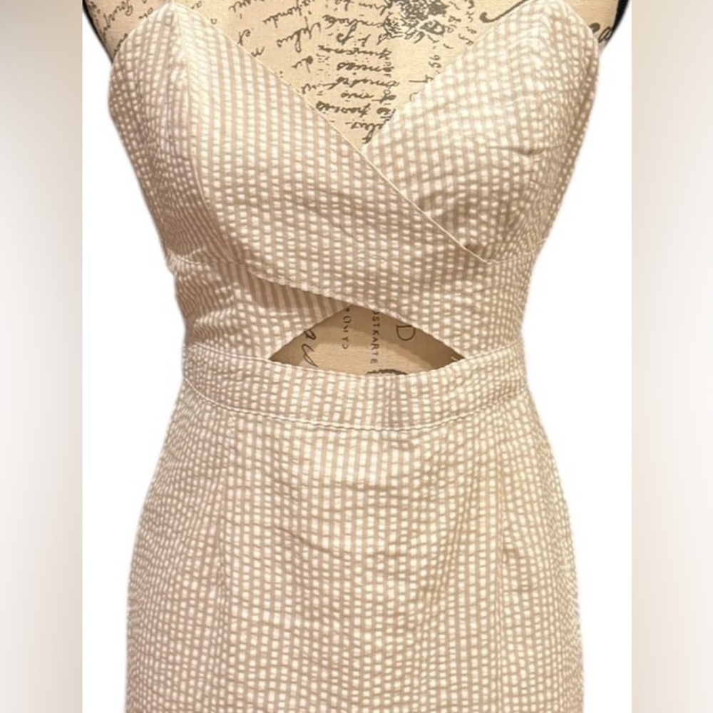 Forever 21 Sun Dress Seersucker NWT Women’s Size Large Beige and White Stripe - Picture 2 of 11